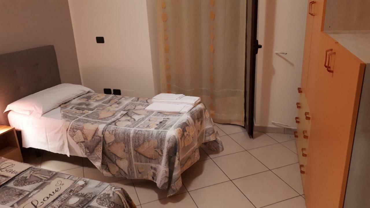 Casa Vacanza "La Chiazza Di Grutti" Grotte  Экстерьер фото